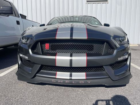 Used 2019 Ford Mustang Shelby GT350 w/ Technology Package RWD image 2