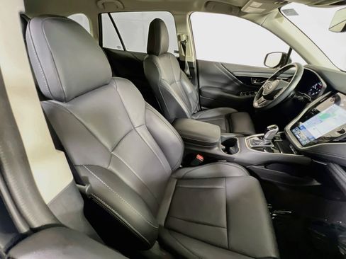 Used 2023 Subaru Outback Limited AWD/4WD image 28