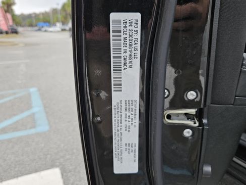 Used 2023 Dodge Charger SXT image 7