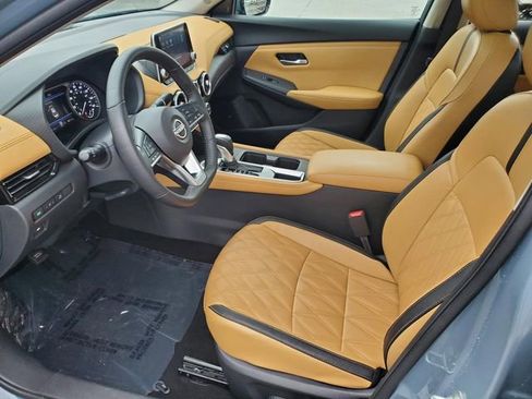 Certified 2025 Nissan Sentra SV w/ SV Premium Package FWD image 14