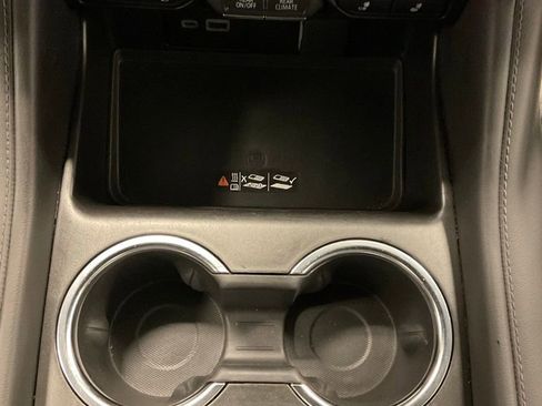 Used 2024 Chevrolet Tahoe LT image 30