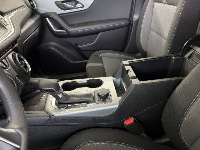 Certified 2025 Chevrolet Blazer LT w/ Convenience Package FWD image 23