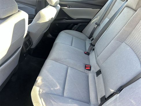 Used 2025 Toyota Camry LE w/ Convenience Package image 14