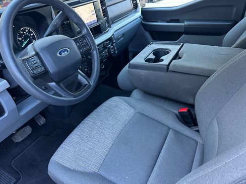 Used 2025 Ford F250 XLT AWD/4WD image 9