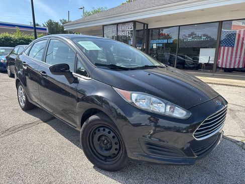 Used 2014 Ford Fiesta S FWD image 3