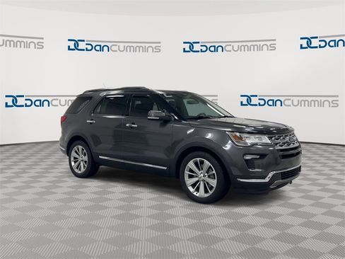 Used 2019 Ford Explorer Limited w/ Class III Trailer Tow Package image 2