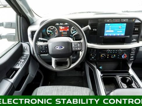 Used 2023 Ford F350 XLT image 8