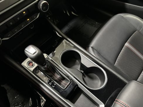 Used 2024 Nissan Altima 2.5 SR image 26