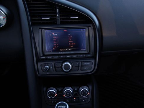 Used 2012 Audi R8 V8 image 47