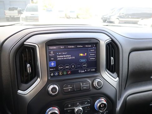 Used 2022 GMC Sierra 3500 Denali AWD/4WD image 23