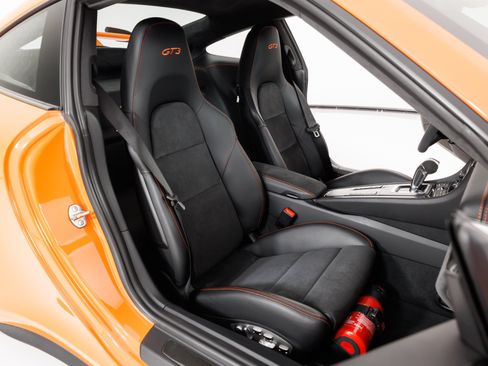 Used 2018 Porsche 911 GT3 RWD image 37