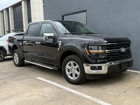 Used 2025 Ford F150 XLT w/ Equipment Group 302A MID RWD image 2
