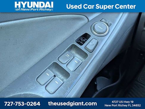 Used 2012 Hyundai Sonata GLS w/ Popular Equipment Pkg FWD image 24
