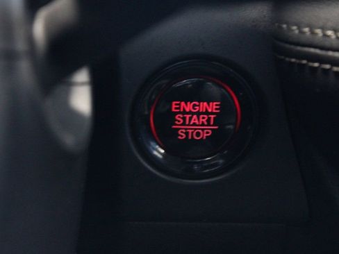 Used 2023 Honda HR-V LX image 32