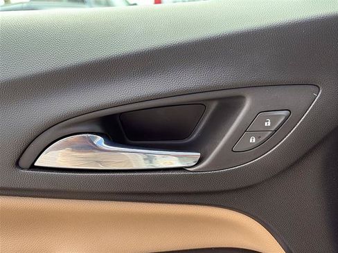 Used 2022 Chevrolet Equinox Premier AWD/4WD image 30