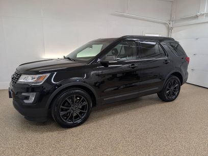 Used 2017 Ford Explorer XLT w/ XLT Technology Feature Bundle