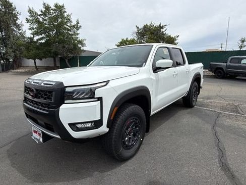 New 2026 Nissan Frontier PRO-4X w/ Tow Package AWD/4WD image 1