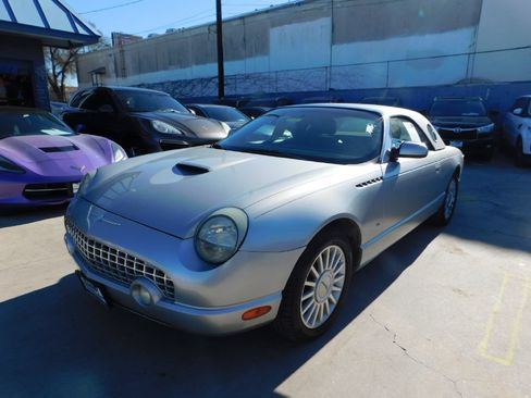 Used 2004 Ford Thunderbird RWD image 3