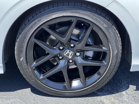 Certified 2025 Honda Civic Sport image 26