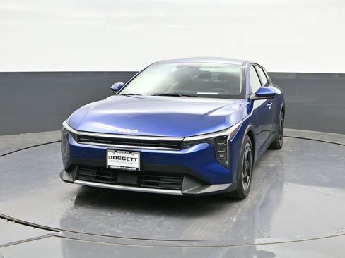 Used 2025 Kia K4 EX FWD image 27