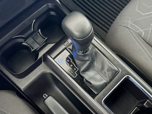 Used 2016 Toyota Tacoma TRD Off-Road image 25