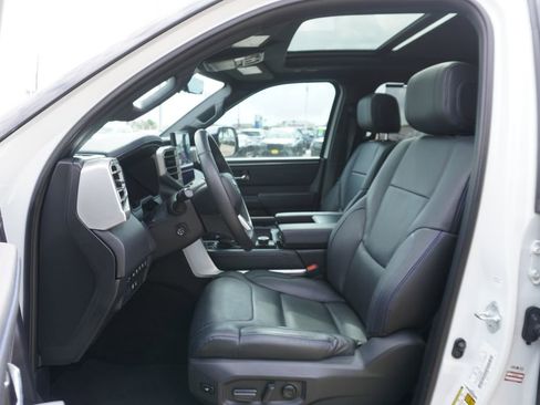 Used 2023 Toyota Tundra Platinum RWD image 7