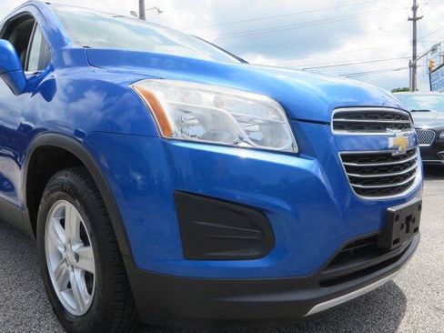Used 2016 Chevrolet Trax LT w/ LT Convenience Package AWD/4WD image 33
