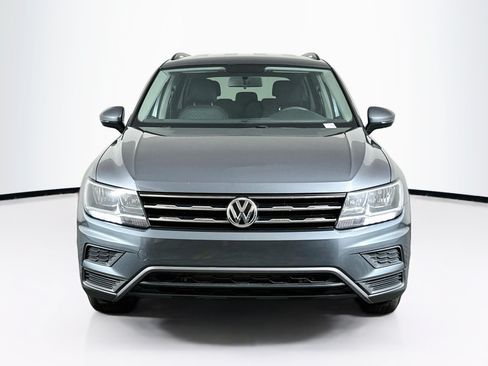 Used 2021 Volkswagen Tiguan S FWD image 2