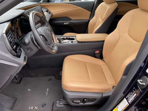 Used 2024 Lexus RX 350 Premium w/ Accessory Package (Z1) FWD image 19