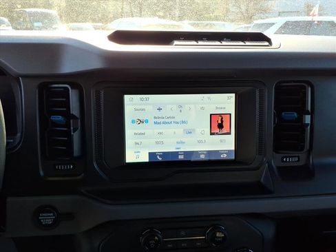 Certified 2023 Ford Bronco Black Diamond image 21