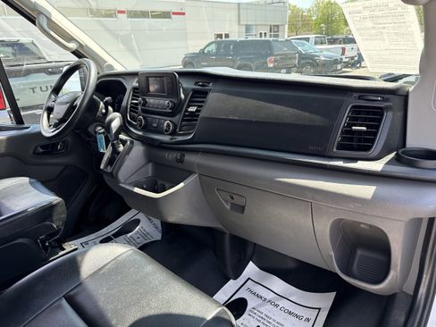 Used 2024 Ford Transit 250 148 Medium Roof Extended AWD w/ Load Area Protection Package image 17