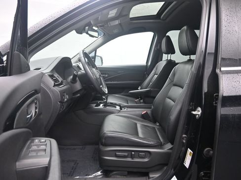 Used 2018 Honda Ridgeline RTL-E image 19