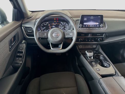 Used 2023 Nissan Rogue S FWD image 17