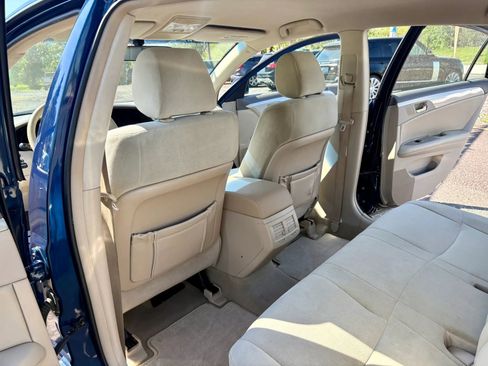Used 2006 Toyota Avalon XLS FWD image 18