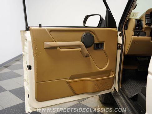 Used 1996 Land Rover Discovery AWD/4WD image 38