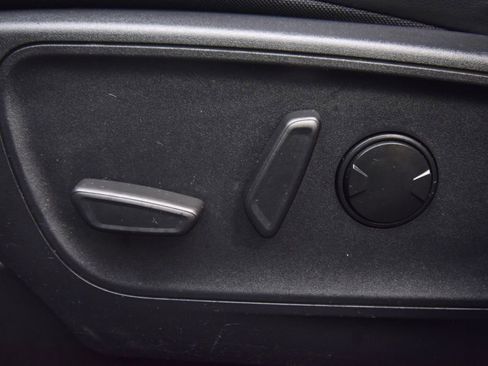 Used 2025 Ford Escape ST-Line AWD/4WD image 24
