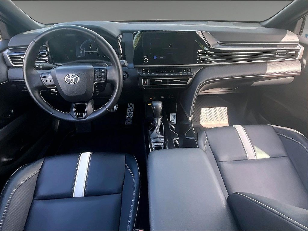Used 2025 Toyota Camry SE w/ Convenience Package AWD/4WD image 20