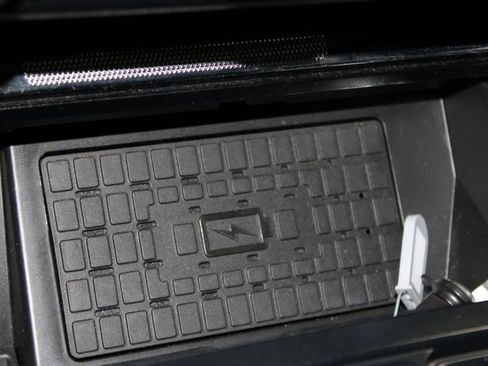 Used 2023 Ford F150 Lariat w/ Equipment Group 502A High AWD/4WD image 59