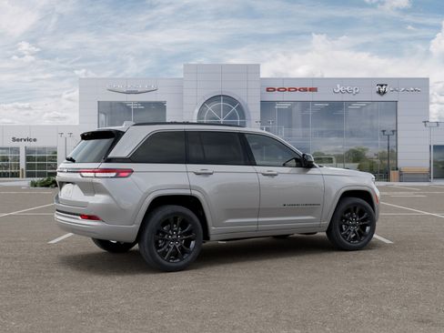 New 2026 Jeep Grand Cherokee Limited AWD/4WD image 30