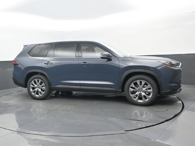 New 2026 Toyota Grand Highlander FWD image 22
