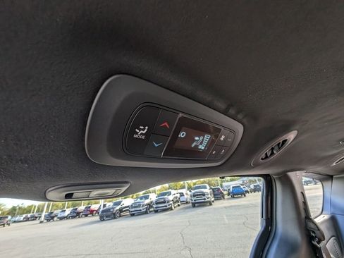 New 2026 Chrysler Pacifica Pinnacle w/ Trailer Tow Group image 39