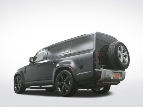 Used 2024 Land Rover Defender 130 S image 52