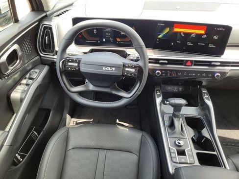New 2026 Kia Sorento S FWD image 14