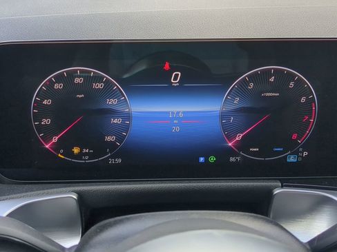 Certified 2025 Mercedes-Benz GLB 250 image 14