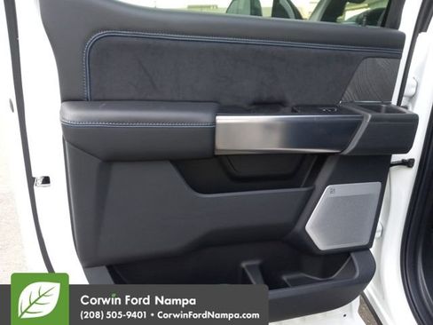 New 2025 Ford F350 Platinum image 31