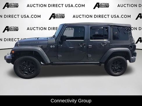 Used 2018 Jeep Wrangler Unlimited Sport AWD/4WD image 3