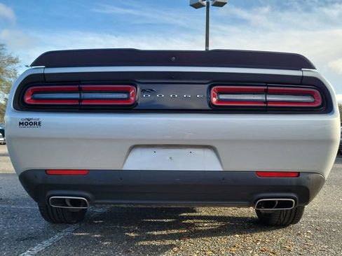 Used 2023 Dodge Challenger GT image 8