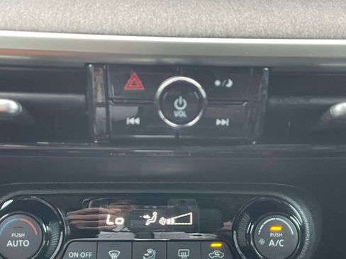 Used 2026 Nissan Kicks SV FWD image 26