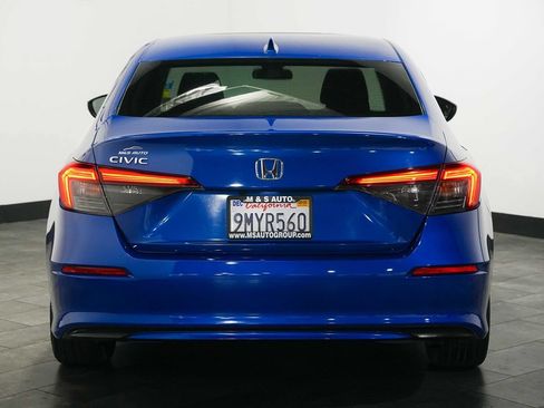 Used 2022 Honda Civic EX image 4