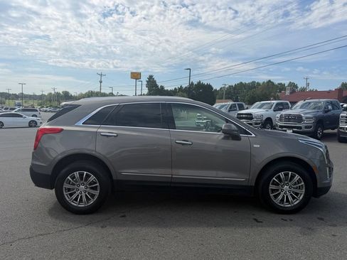 Used 2018 Cadillac XT5 Luxury w/ Driver Awareness Package FWD image 2